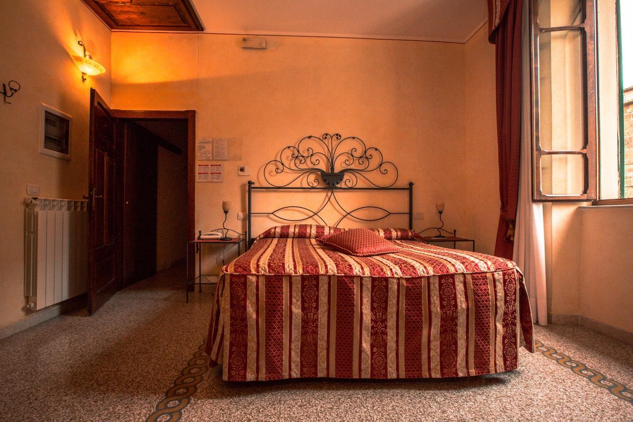 Albergo Guastini Pitigliano Eksteriør billede