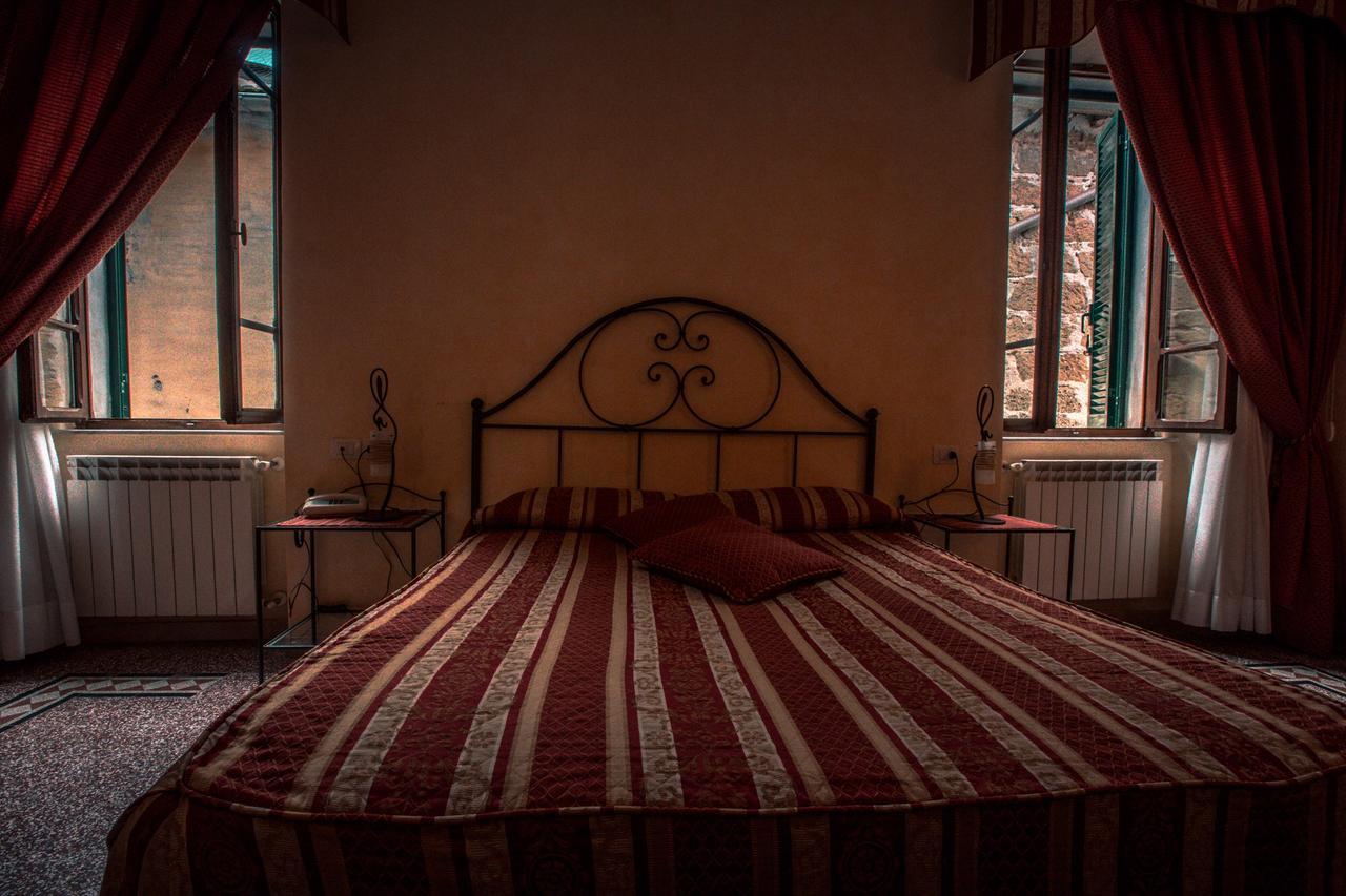 Albergo Guastini Pitigliano Eksteriør billede